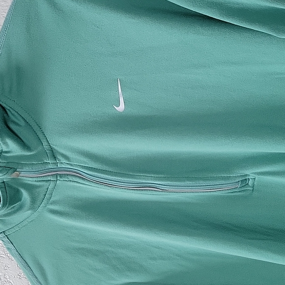 Nike Dri-Fit Element Teal Half Zip Jacket - Picture 3 of 10